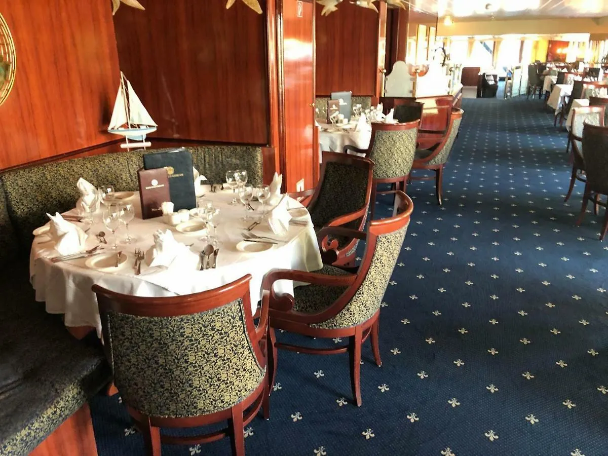 Fairtours Hotelschiff Dutch Melody**** Koln