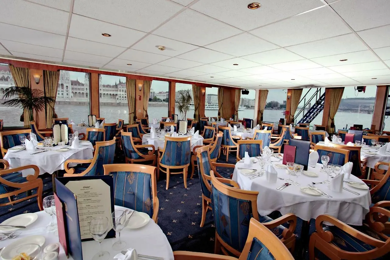 Fairtours Hotelschiff Dutch Melody**** Koln Almanya